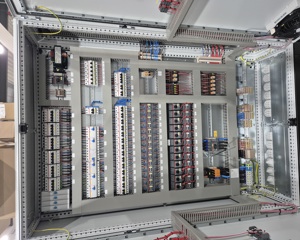 Control cabinet Guillen Navarra F lower level